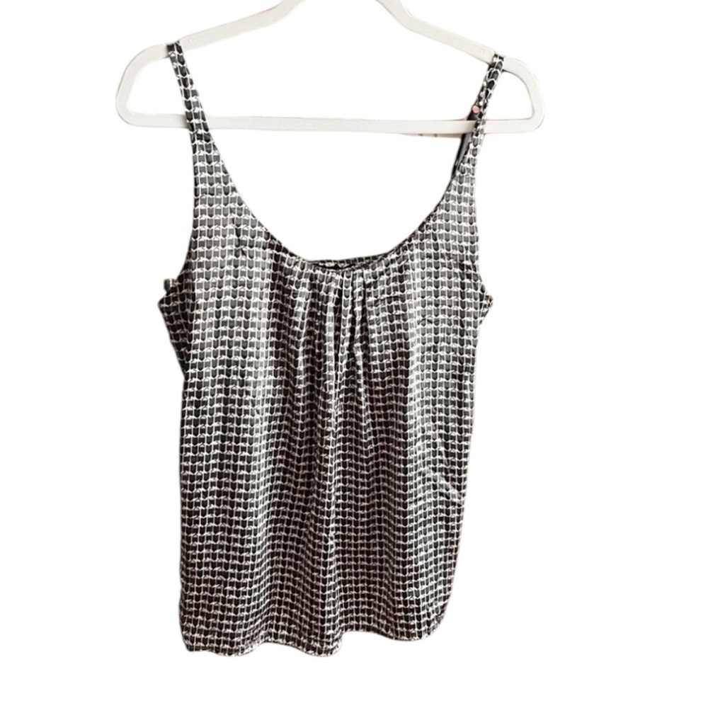 New York & Company top size Medium